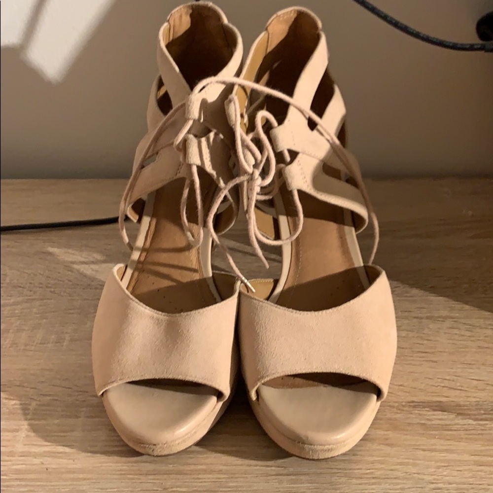 Clark’s Nude Suede Heels